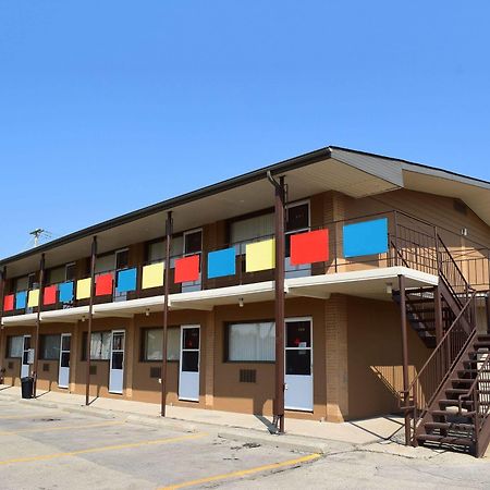 Westgate Inn Portage la Prairie Esterno foto
